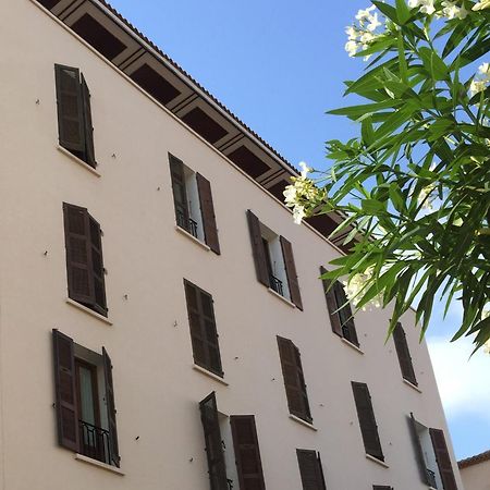 Grand Hotel De Calvi מראה חיצוני תמונה