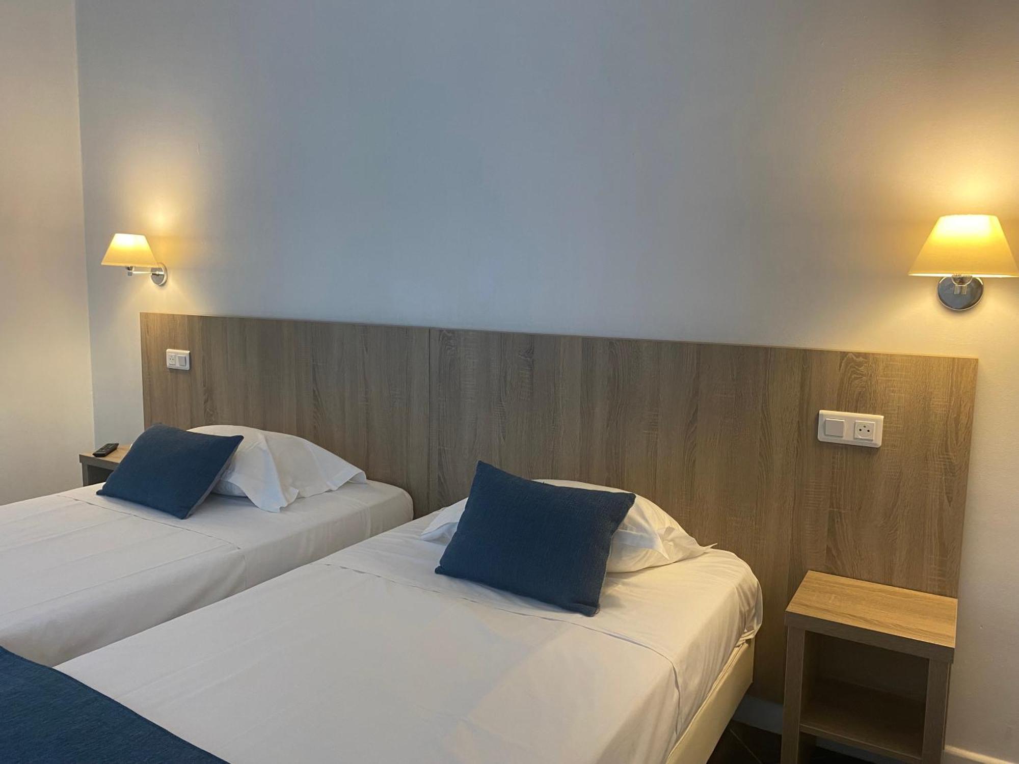 Grand Hotel De Calvi מראה חיצוני תמונה