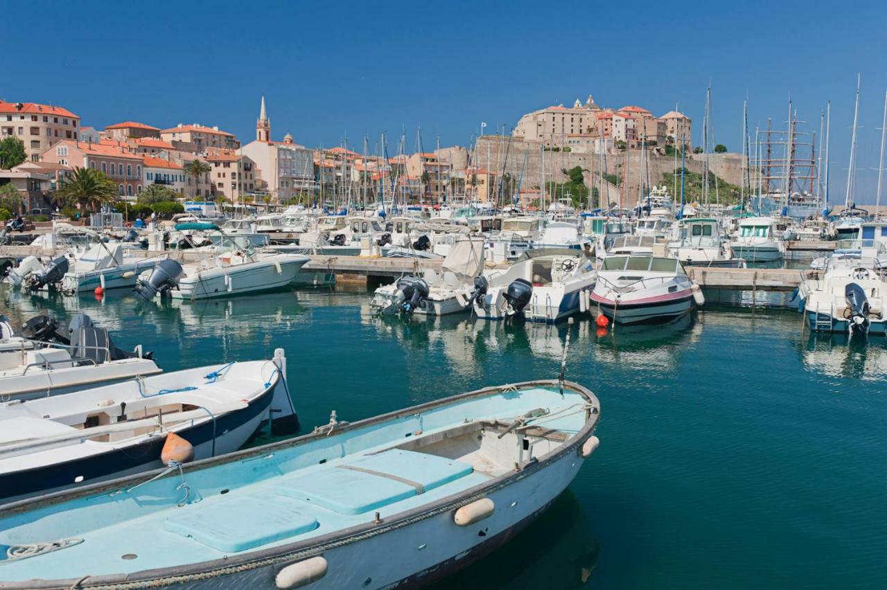 Grand Hotel De Calvi מראה חיצוני תמונה
