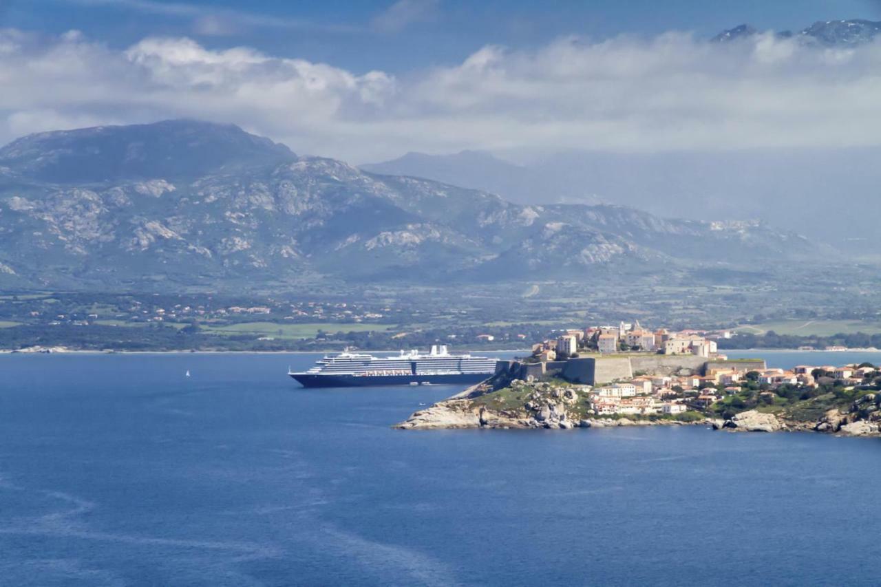 Grand Hotel De Calvi מראה חיצוני תמונה
