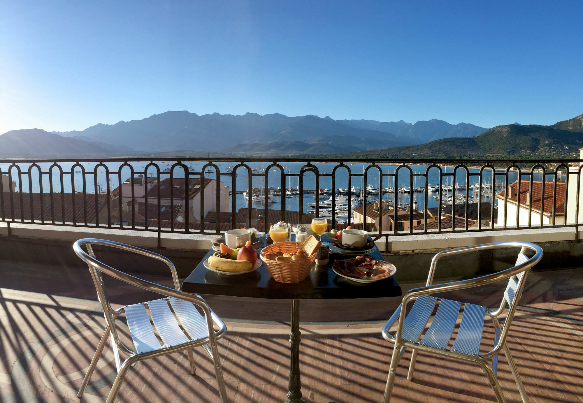 Grand Hotel De Calvi מראה חיצוני תמונה